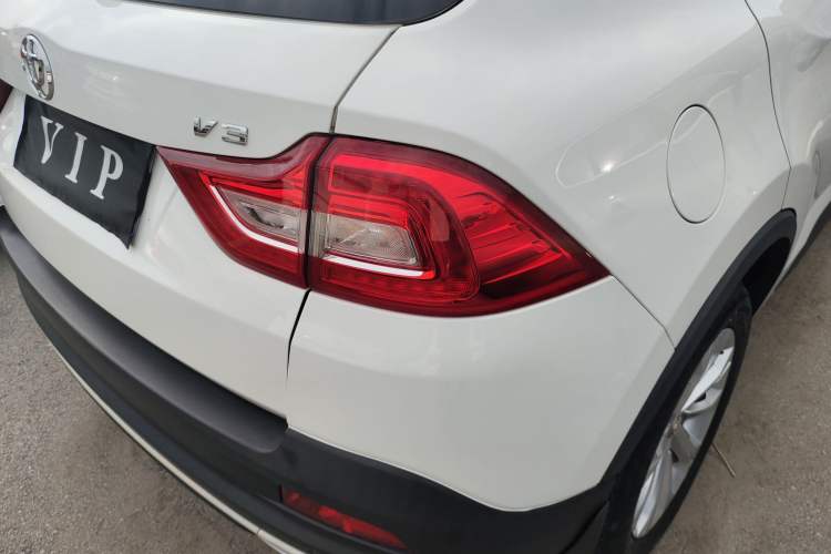 Used Brilliance V3 2017 1.5L Manual Smart Model Right Rear Taillight