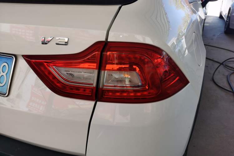Used Brilliance V3 2017 1.5L Manual Smart Model Right Rear Taillight