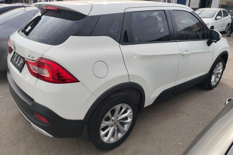 Used Brilliance V3 2017 1.5L Manual Smart Model Right Side