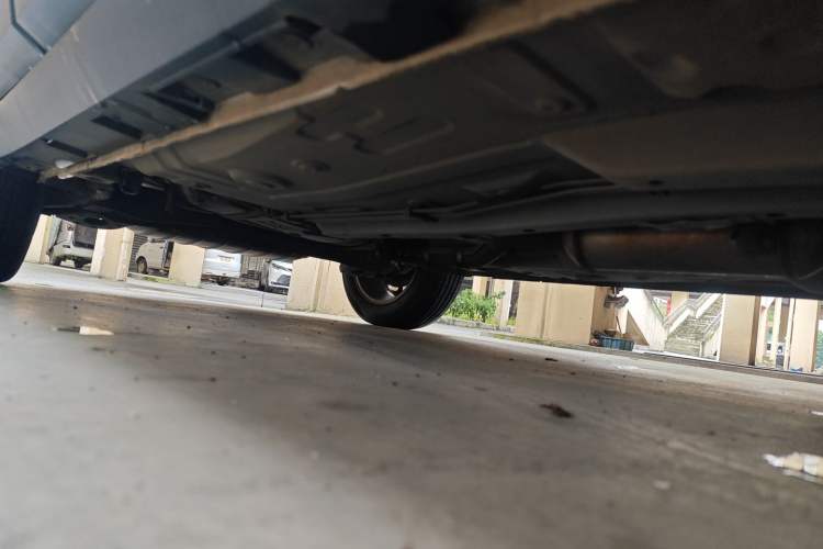 Used Brilliance V3 2017 1.5L Automatic Smart Version Right Side Sill