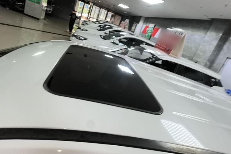 Used Brilliance V3 2017 1.5L Automatic Smart Version Roof