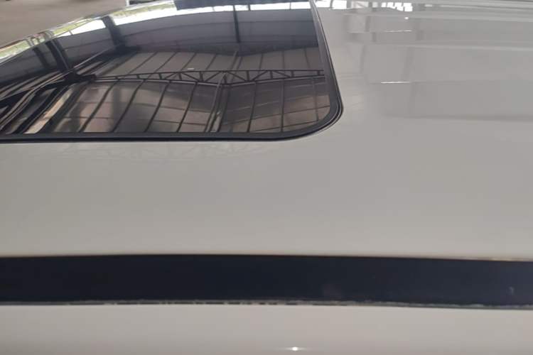 Used Brilliance V3 2017 1.5L Manual Smart Model Roof