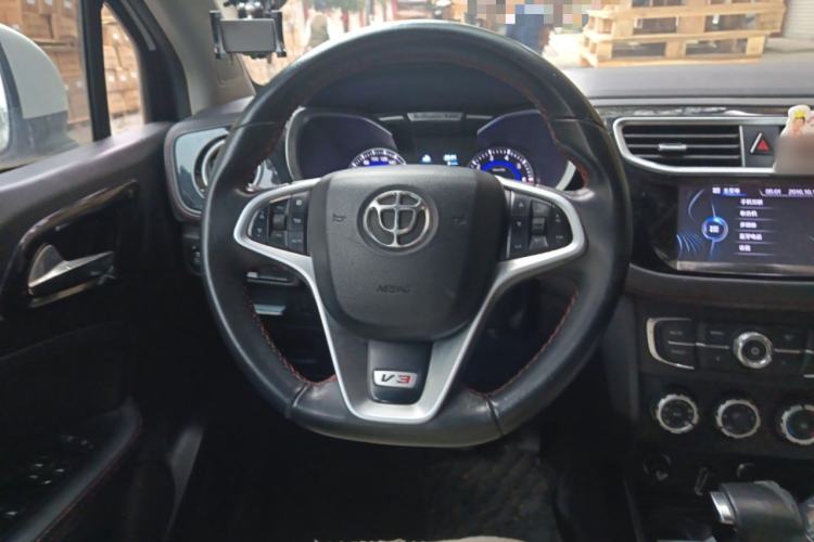 Used Brilliance V3 2017 1.5L Automatic Elite Model Steering Wheel