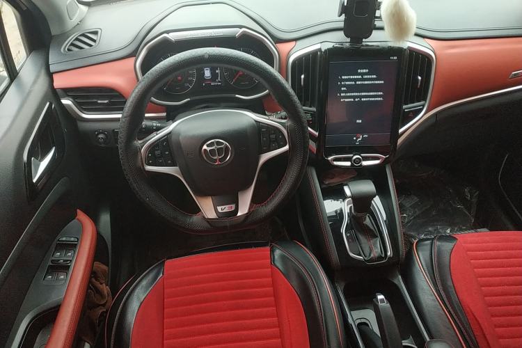 Used Brilliance V3 2017 1.5L Automatic Smart Version Steering Wheel