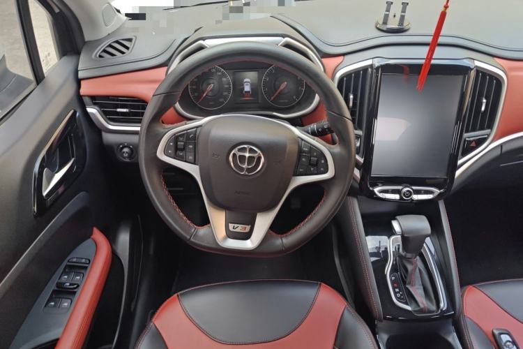 Used Brilliance V3 2017 1.5L Automatic Smart Version Steering Wheel