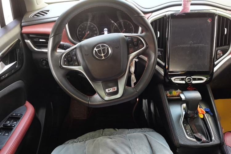 Used Brilliance V3 2017 1.5T Automatic Flagship Model Steering Wheel