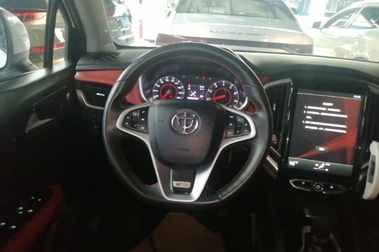 Used Brilliance V3 2017 1.5L Automatic Smart Version Steering Wheel