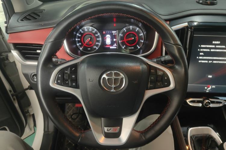 Used Brilliance V3 2017 1.5L Manual Smart Model Steering Wheel