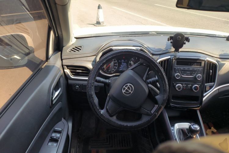 Used Brilliance V3 2017 1.5L Manual Comfort Model Steering Wheel
