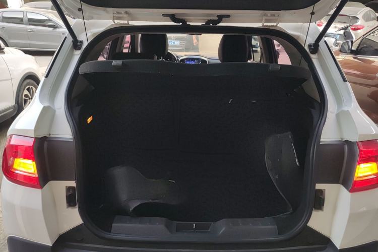 Used Brilliance V3 2017 1.5L Automatic Comfort Model Trunk