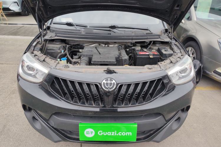 Used Brilliance V3 2020 1.6L Manual Smart Starry Edition Engine Bay