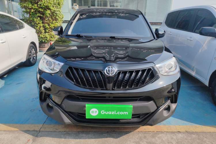 Used Brilliance V3 2020 1.6L Manual Smart Starry Edition Front