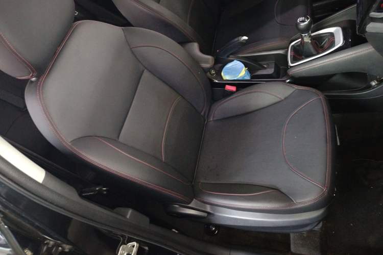 Used Brilliance V3 2020 1.6L Manual Classic Model Right Front Seat