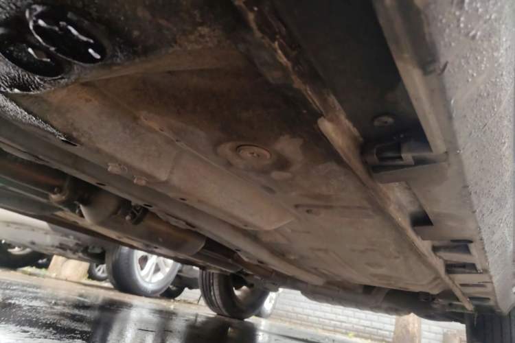 Used Brilliance V3 2020 1.6L Manual Classic Model Chassis Front Left