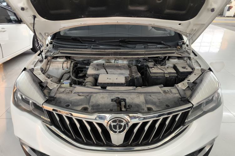 Used Brilliance V3 2020 1.6L Manual Classic Model Engine Bay