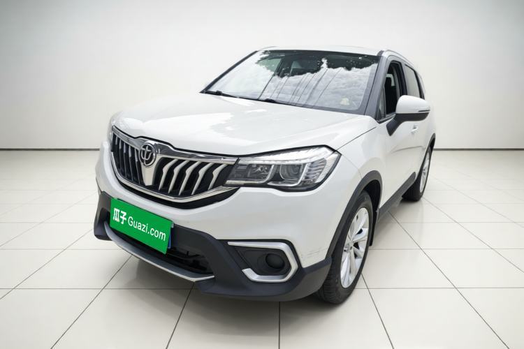 Brilliance V3 2020 1.6L Manual Classic Model usado Guazi used car, China used car export, Used car for sale, Used cars, Cheapest cars for sale