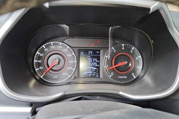 Used Brilliance V3 2020 1.6L Manual Classic Model Instrument Cluster