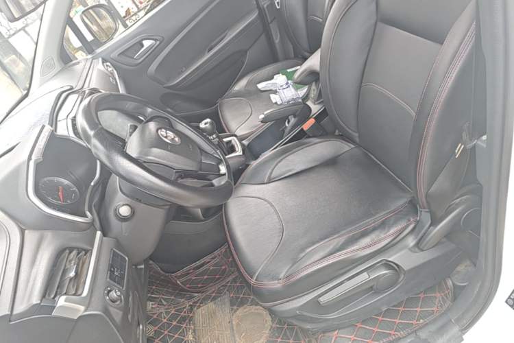 Used Brilliance V3 2020 1.6L Manual Classic Model Left Front Seat
