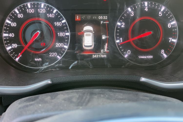 Used Brilliance V3 2020 1.6L Manual Smart Starry Edition Odometer Close Up