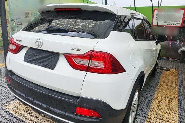 Used Brilliance V3 2020 1.6L Manual Comfort Starry Edition Rear Right 45 Deg