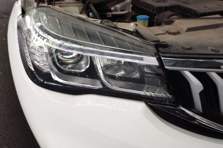 Used Brilliance V3 2020 1.6L Manual Comfort Starry Edition Right Front Headlight