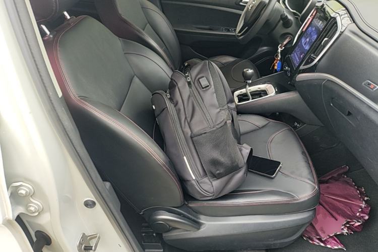 Used Brilliance V3 2020 1.6L Manual Comfort Starry Edition Right Front Seat