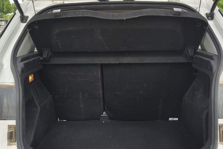 Used Brilliance V3 2020 1.6L Manual Classic Model Trunk