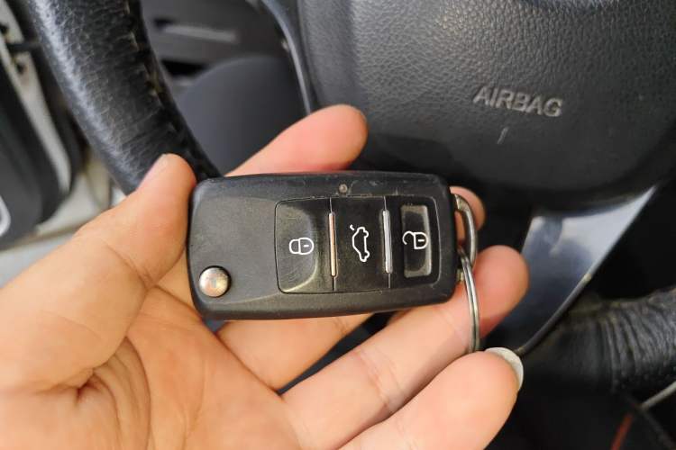 Used Brilliance V3 2020 1.6L Manual Classic Model Vehicle Key