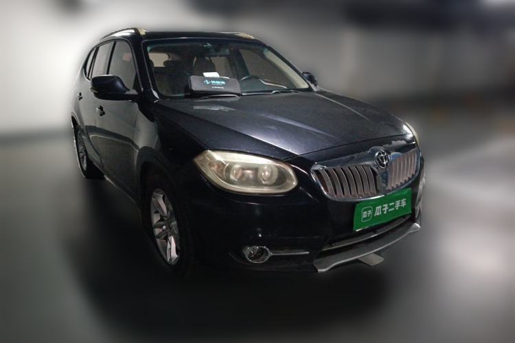 Used Brilliance V5 2012 1.6L Automatic Luxury Version Front Right 45 Deg