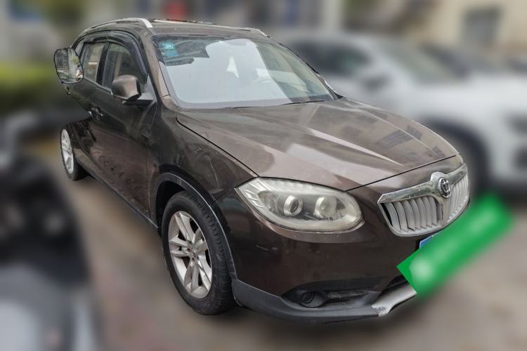 Used Brilliance V5 2012 1.6L Automatic Comfort Edition Front Right 45 Deg