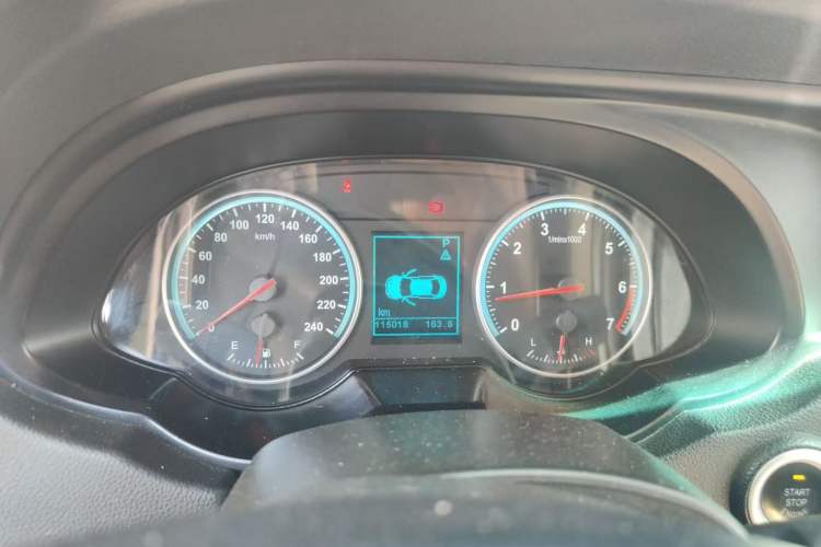 Used Brilliance V5 2012 1.6L Automatic Comfort Edition Instrument Cluster