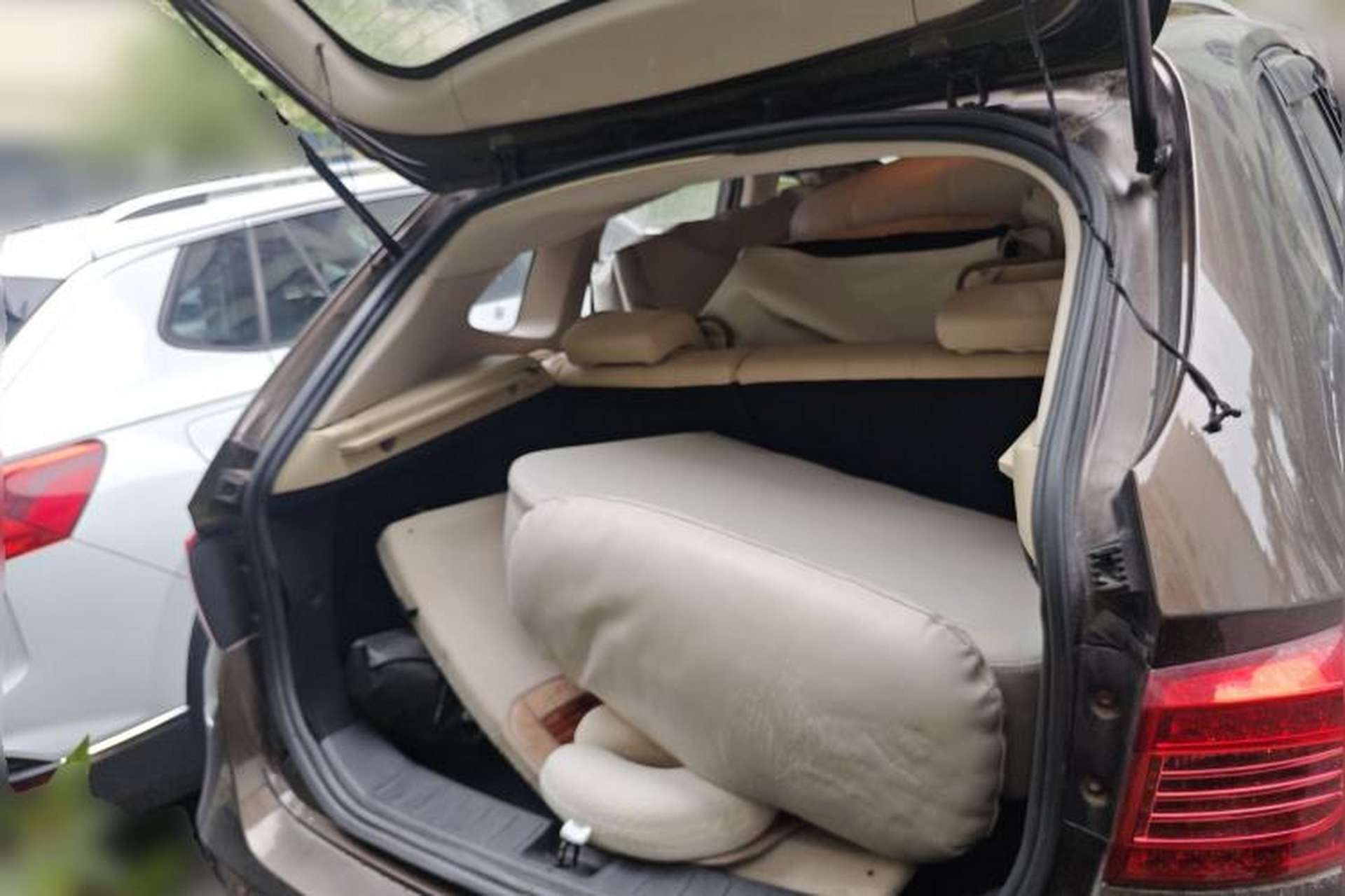 Used Brilliance V5 2012 1.6L Automatic Comfort Edition Trunk