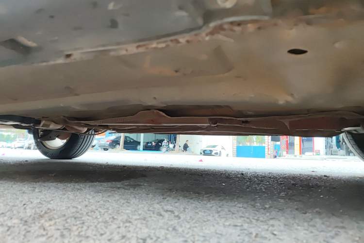 Used Brilliance V5 2012 1.6L Automatic Comfort Edition Chassis Front Right