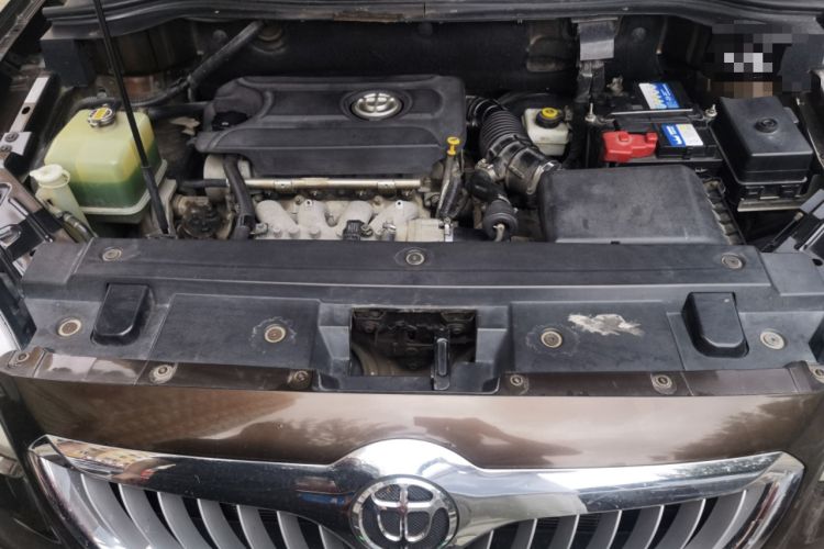 Used Brilliance V5 2012 1.5T Automatic Two-Wheel Drive Sport Version Engine Bay