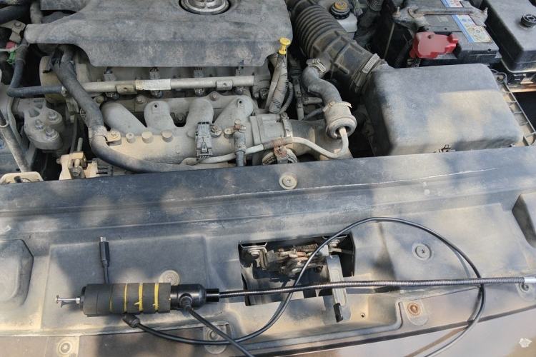 Used Brilliance V5 2012 1.5T Automatic Two-Wheel Drive Luxury Version Engine Bay