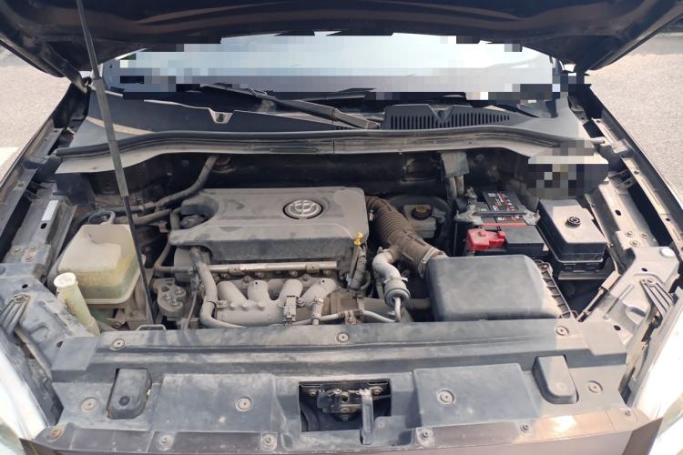 Used Brilliance V5 2012 1.5T Automatic Two-Wheel Drive Luxury Version Engine Bay