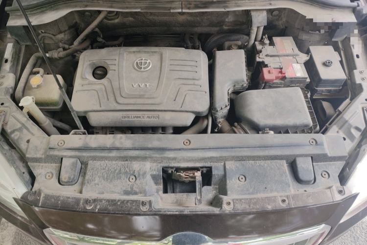 Used Brilliance V5 2012 1.6L Automatic Luxury Version Engine Bay
