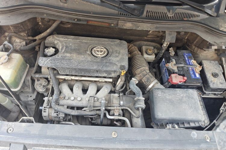 Used Brilliance V5 2012 1.5T Automatic Two-Wheel Drive Sport Version Engine Bay