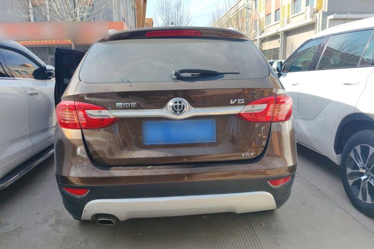 Used Brilliance V5 2012 1.5T Automatic Two-Wheel Drive Sport Version Exterior 4