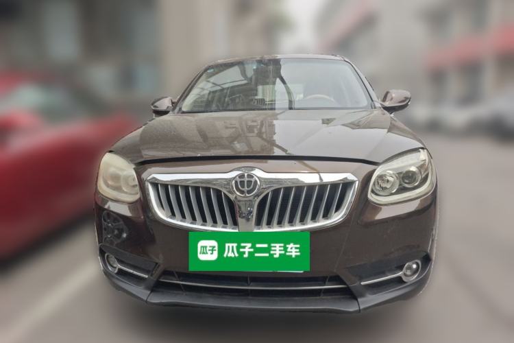 Used Brilliance V5 2012 1.6L Automatic Luxury Version Front