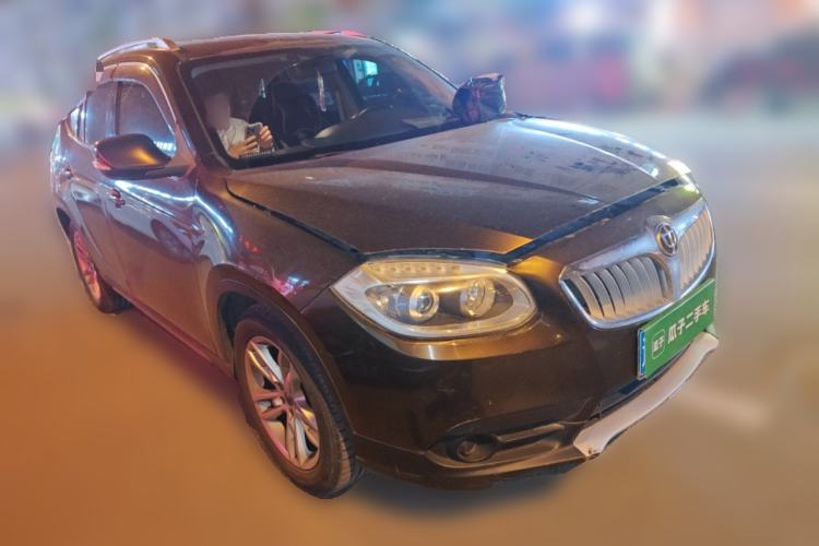 Used Brilliance V5 2012 1.6L Automatic Comfort Edition Front Right 45 Deg
