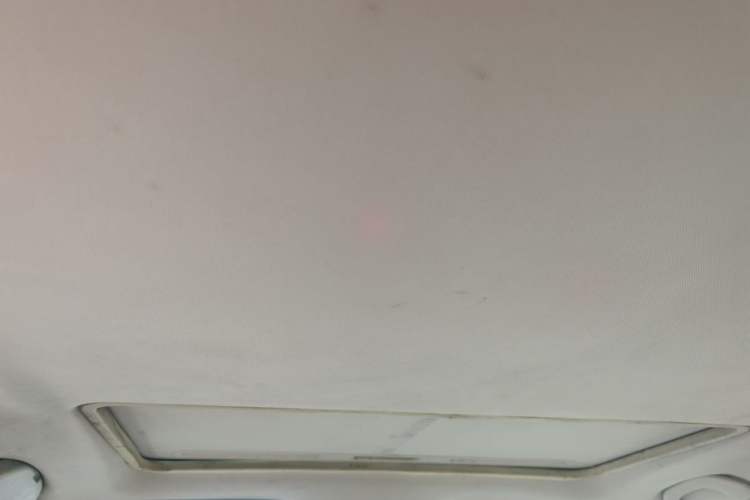 Used Brilliance V5 2012 1.6L Automatic Luxury Version Headliner