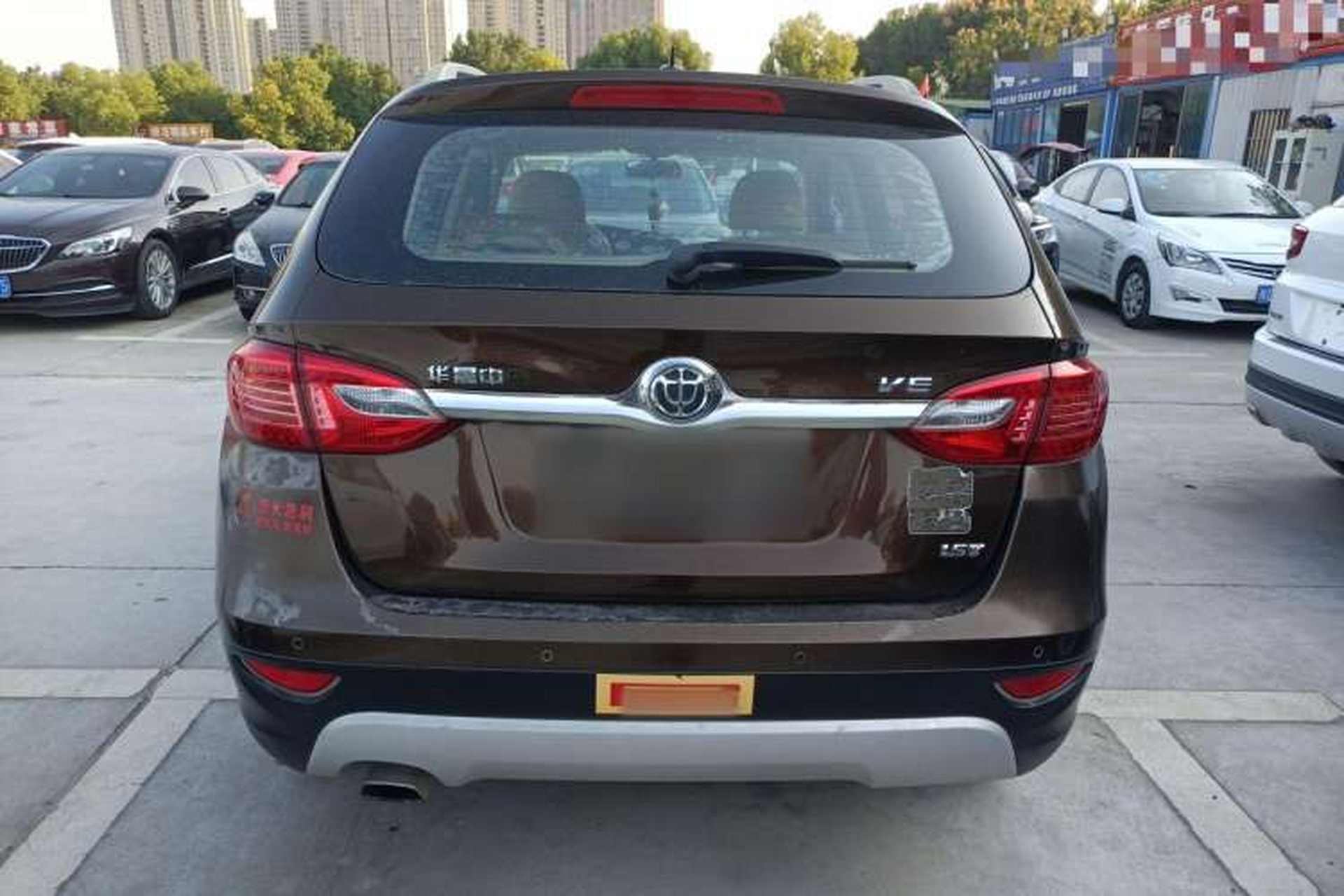 Used Brilliance V5 2012 1.5T Manual Two-Wheel Drive Luxury Version Rear