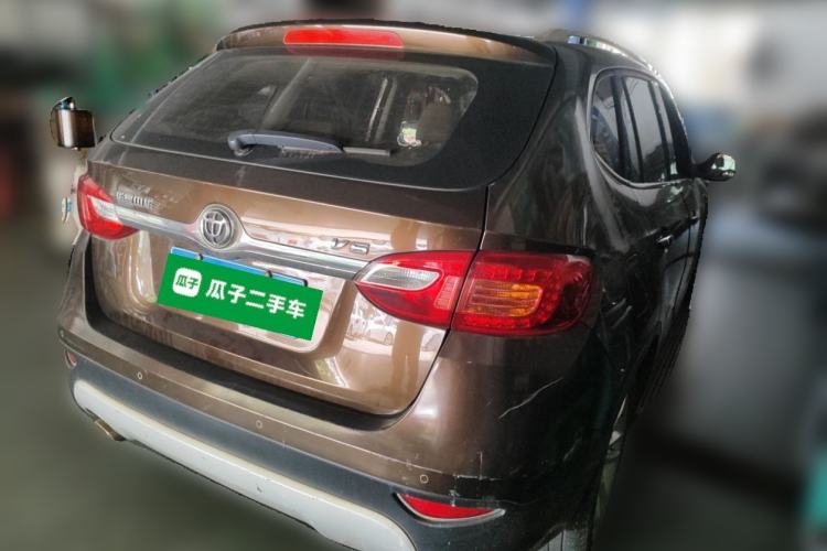 Used Brilliance V5 2012 1.6L Automatic Luxury Version Rear Right 45 Deg