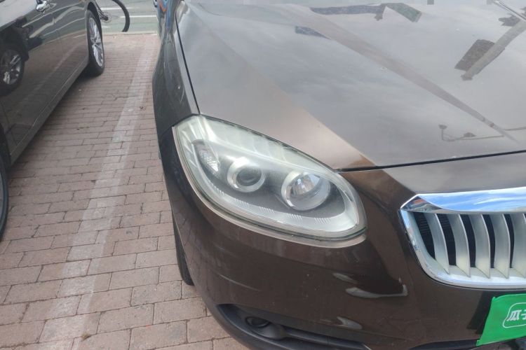 Used Brilliance V5 2012 1.6L Automatic Comfort Edition Right Front Headlight