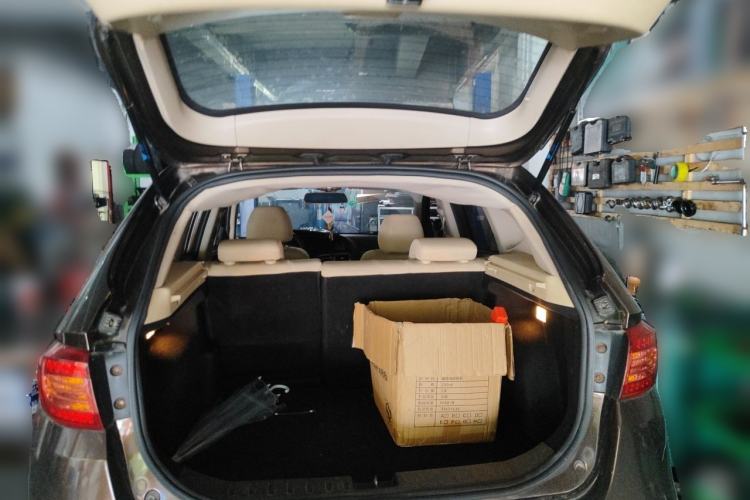 Used Brilliance V5 2012 1.6L Automatic Luxury Version Trunk