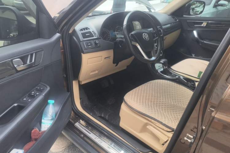 Used Brilliance V5 2012 1.6L Automatic Luxury Version Driver Seat