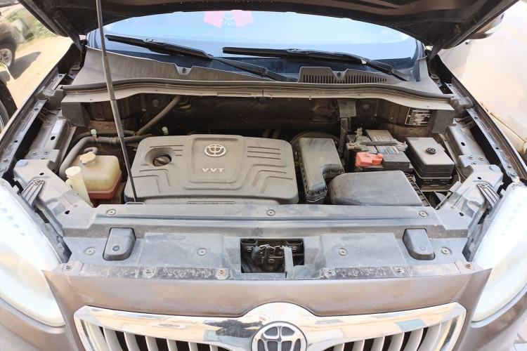 Used Brilliance V5 2012 1.6L Manual Luxury Model Engine Bay