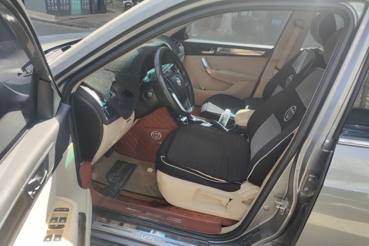 Used Brilliance V5 2012 1.6L Automatic Luxury Version Driver Seat