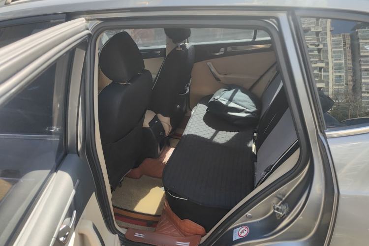 Used Brilliance V5 2012 1.6L Automatic Luxury Version Left Rear Seat